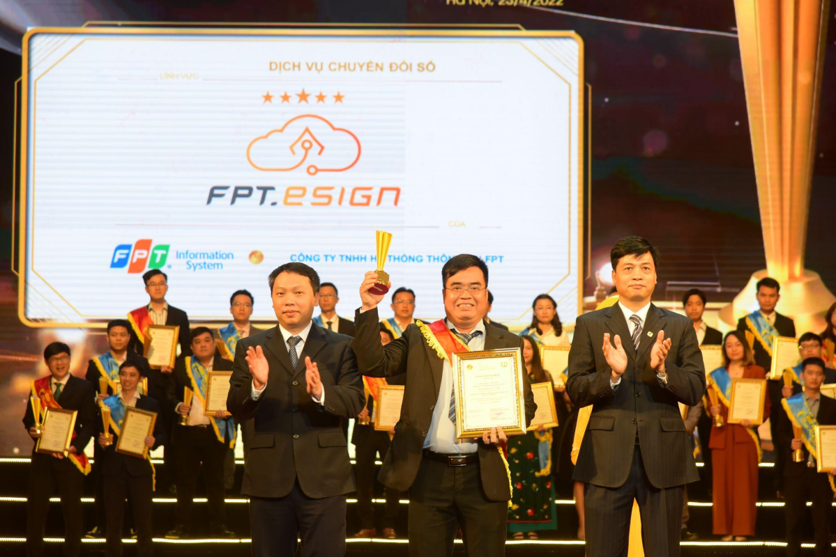 FPT.eSign achieved 5 stars Sao Khue Award 2022